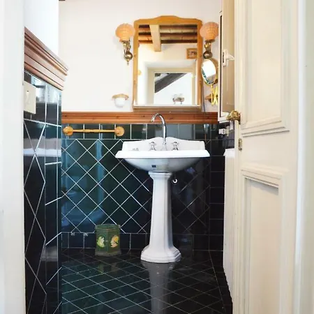 Domus Rotundae Pantheon Apartment